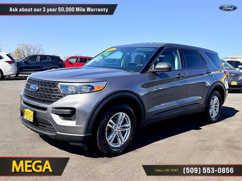 Used 2022 Ford Explorer Base image 2