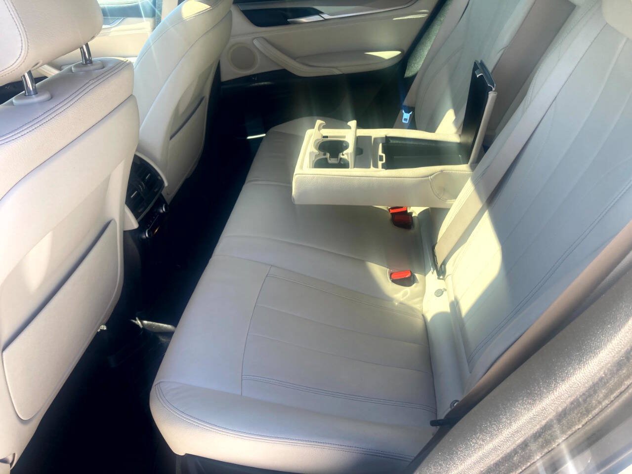 Used 2015 BMW X6 xDrive35i AWD/4WD image 14