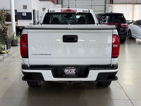 Used 2022 Chevrolet Colorado LT w/ Fleet Safety Package RWD image 3