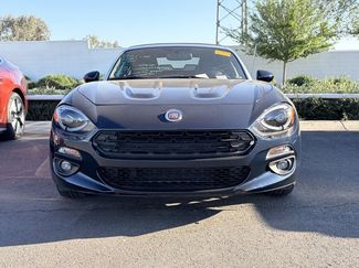 Used 2018 FIAT 124 Spider Lusso w/ Convenience Group video 2