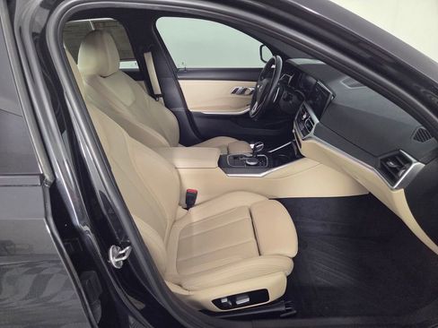 Used 2022 BMW 330i Sedan image 32