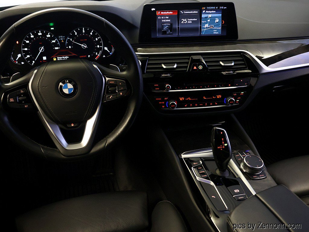 Certified 2019 BMW 530i xDrive w/ Convenience Package AWD/4WD image 15