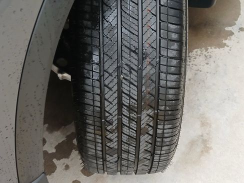 New 2025 Honda Pilot Touring image 18