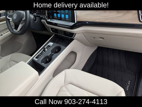 Used 2024 Volkswagen Atlas SE image 32