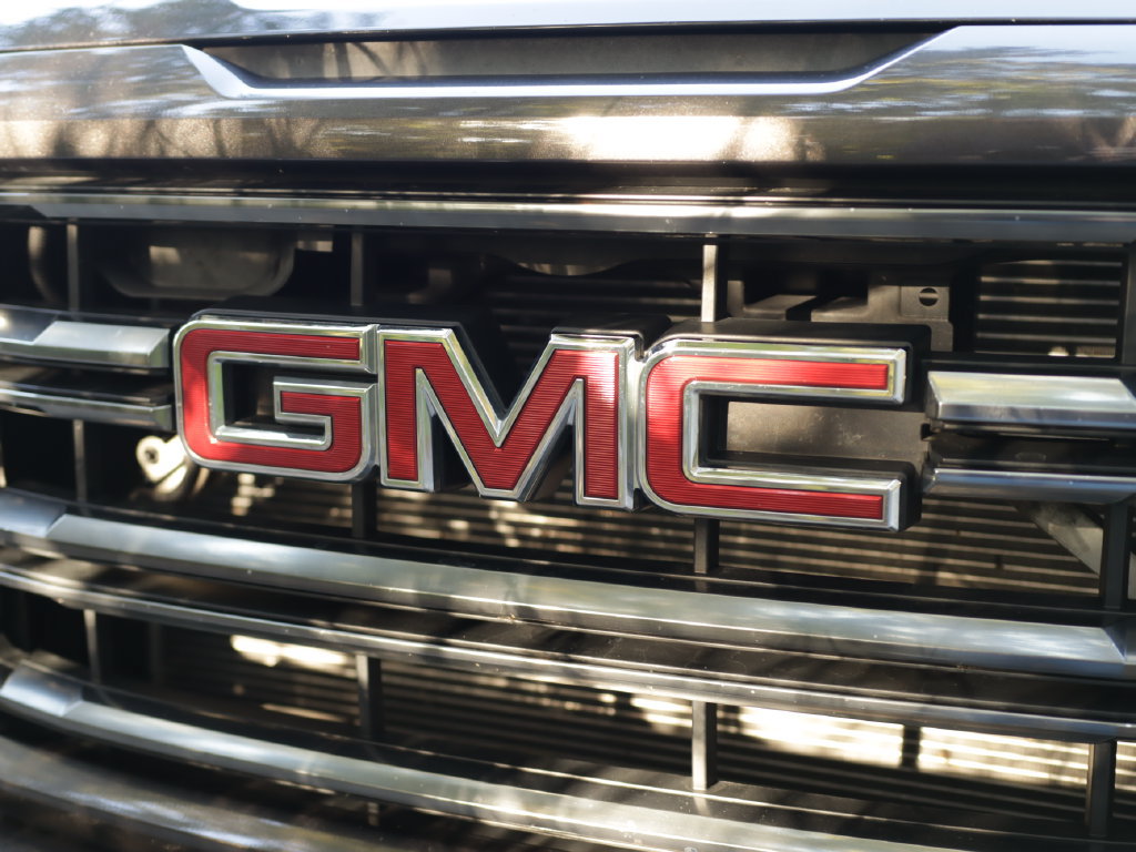 Used 2016 GMC Sierra 1500 SLT w/ All-Terrain Package AWD/4WD image 36