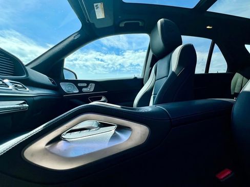Certified 2025 Mercedes-Benz GLE 450 4MATIC image 8