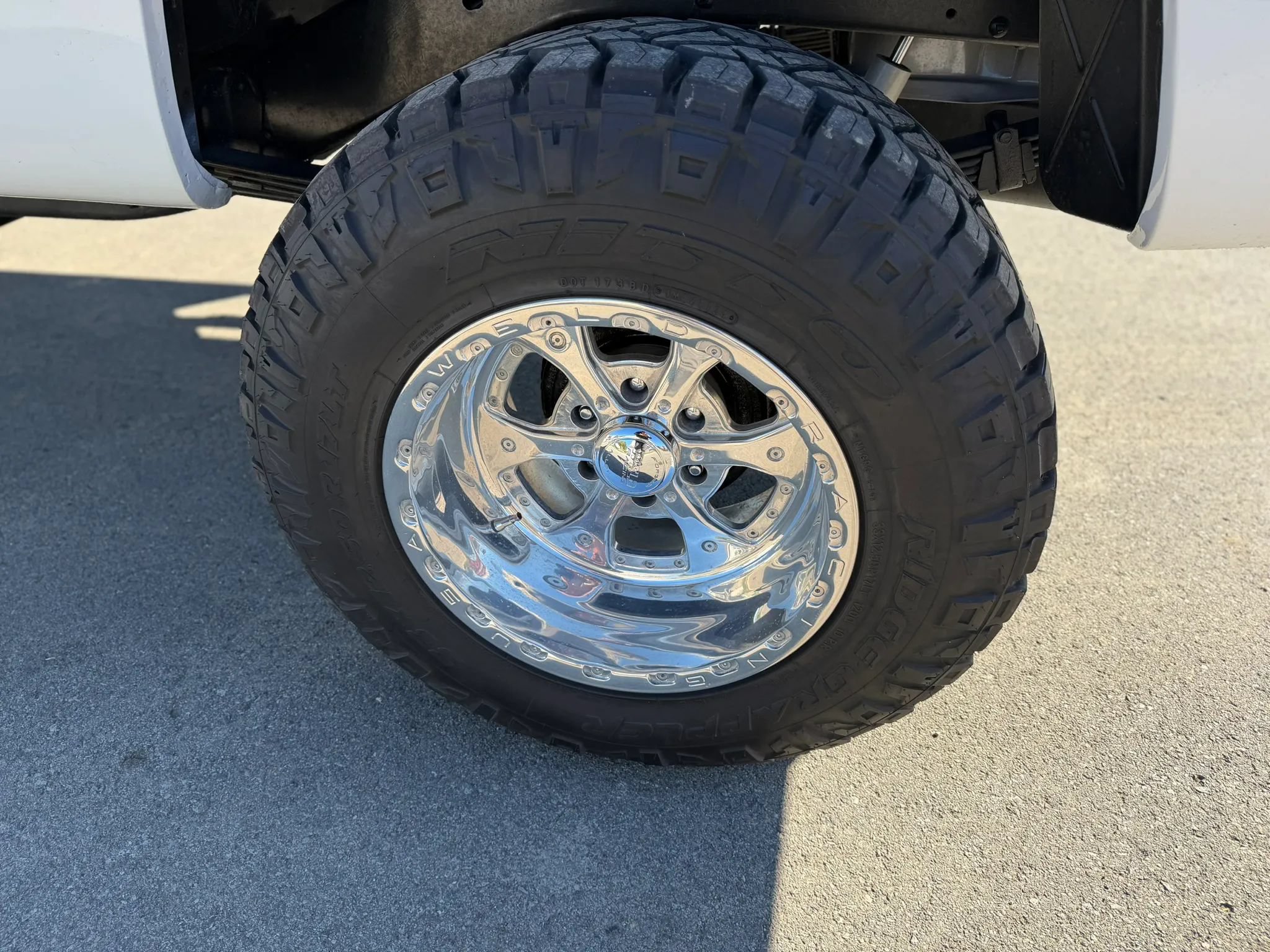 Used 1997 Chevrolet Tahoe 4WD 2-Door w/ Preferred Equipment Group 2 image 10