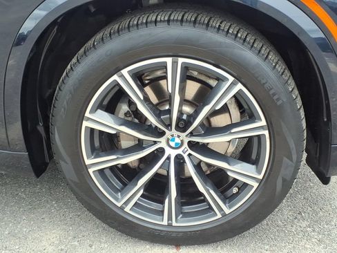 Used 2023 BMW X5 xDrive40i w/ M Sport Package AWD/4WD image 9