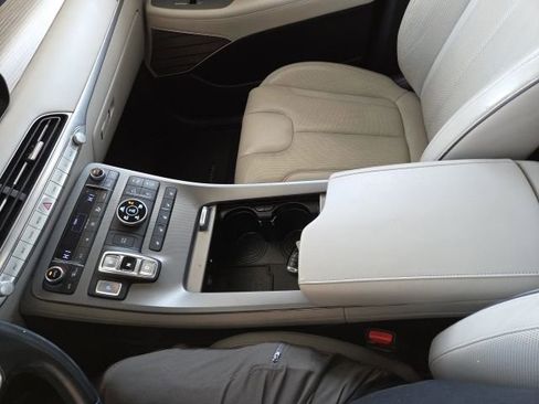 Used 2021 Hyundai Palisade Limited w/ Winter Package image 66