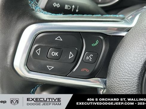 Used 2022 Jeep Wrangler Unlimited Rubicon 4xe AWD/4WD image 13