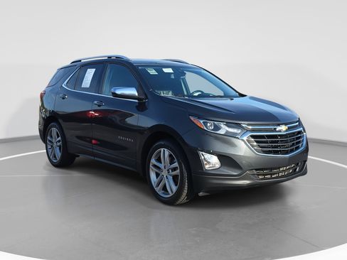 Used 2020 Chevrolet Equinox Premier image 3