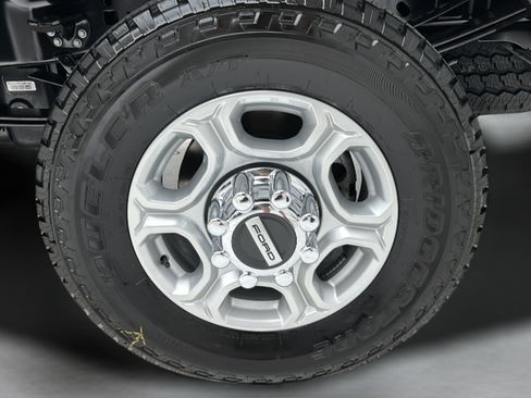 New 2026 Ford F250 XLT w/ XLT Premium Package AWD/4WD image 8