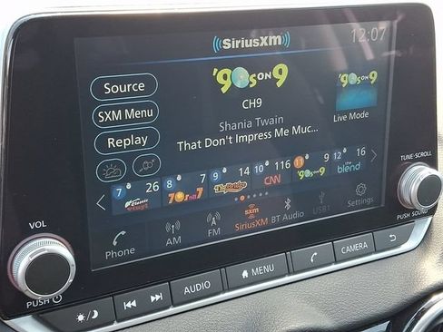 Used 2025 Nissan Sentra SV FWD image 19