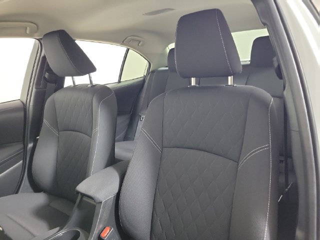 Used 2025 Toyota Corolla LE FWD image 20