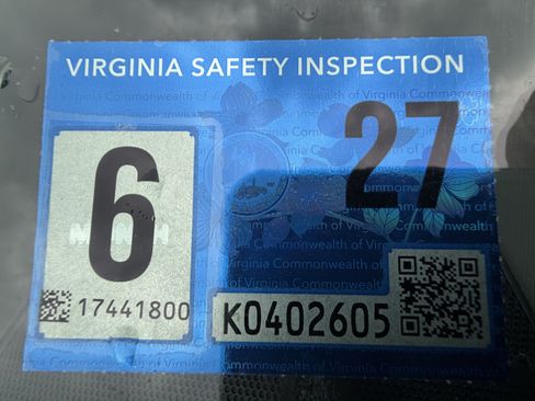 Used 2017 Toyota Camry SE FWD image 17