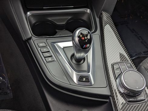 Used 2018 BMW M3 image 23