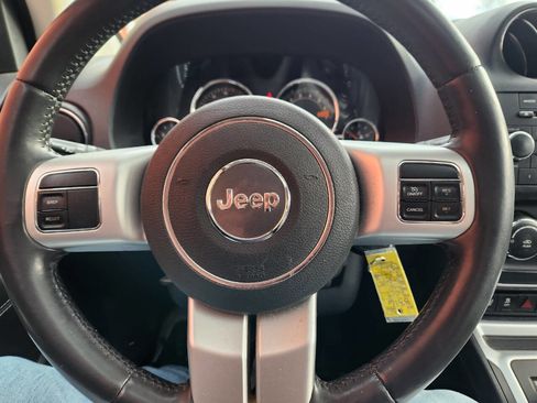 Used 2015 Jeep Compass High Altitude image 21