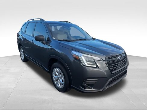 Used 2023 Subaru Forester AWD/4WD image 2