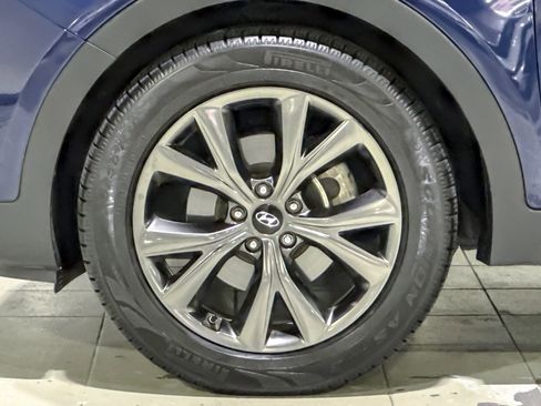 Used 2017 Hyundai Santa Fe Sport w/ 2.0T Ultimate Tech Package 05 image 11