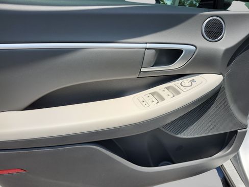 Certified 2024 Hyundai Sonata SEL FWD image 13