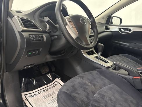 Used 2013 Nissan Sentra SV FWD image 29