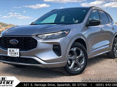 Used 2024 Ford Escape ST-Line w/ Tech Pack #1 AWD/4WD image 1