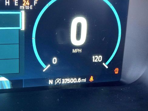 Used 2021 Ford F150 Lariat w/ Equipment Group 502A High AWD/4WD image 10