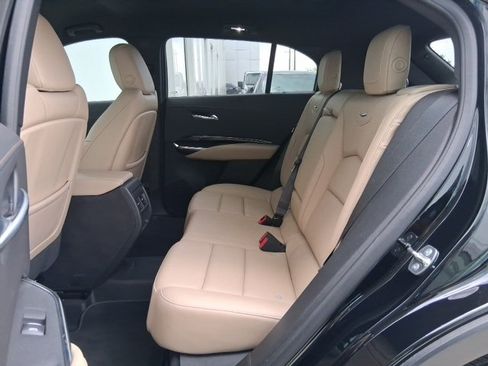 Used 2024 Cadillac XT4 Luxury w/ LPO, Floor Liner Package image 17