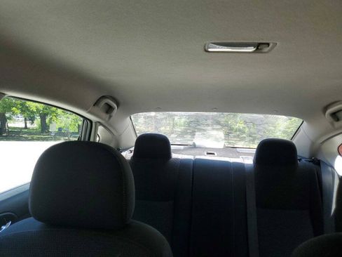Used 2019 Nissan Sentra S FWD image 32