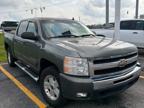 Used 2011 Chevrolet Silverado 1500 LT w/ All-Star Edition AWD/4WD image 3