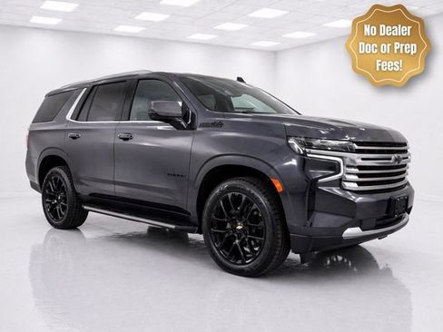Used 2023 Chevrolet Tahoe High Country w/ LPO, Illumination Package AWD/4WD image 2