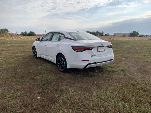 New 2025 Nissan Sentra SV w/ All-Weather Package image 7