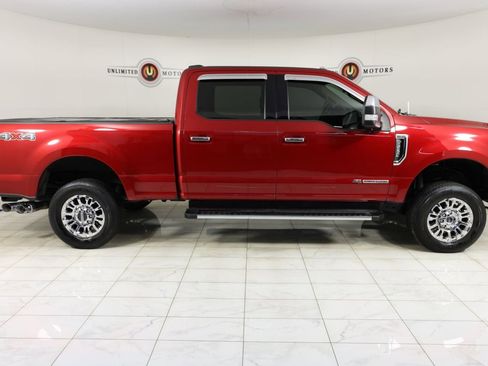 Used 2022 Ford F250 Lariat w/ Lariat Ultimate Package AWD/4WD image 2