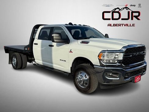 Used 2024 RAM 3500 SLT w/ Quick Order Package 2YG SLT AWD/4WD image 1