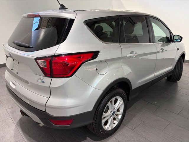 Used 2019 Ford Escape SE AWD/4WD image 5
