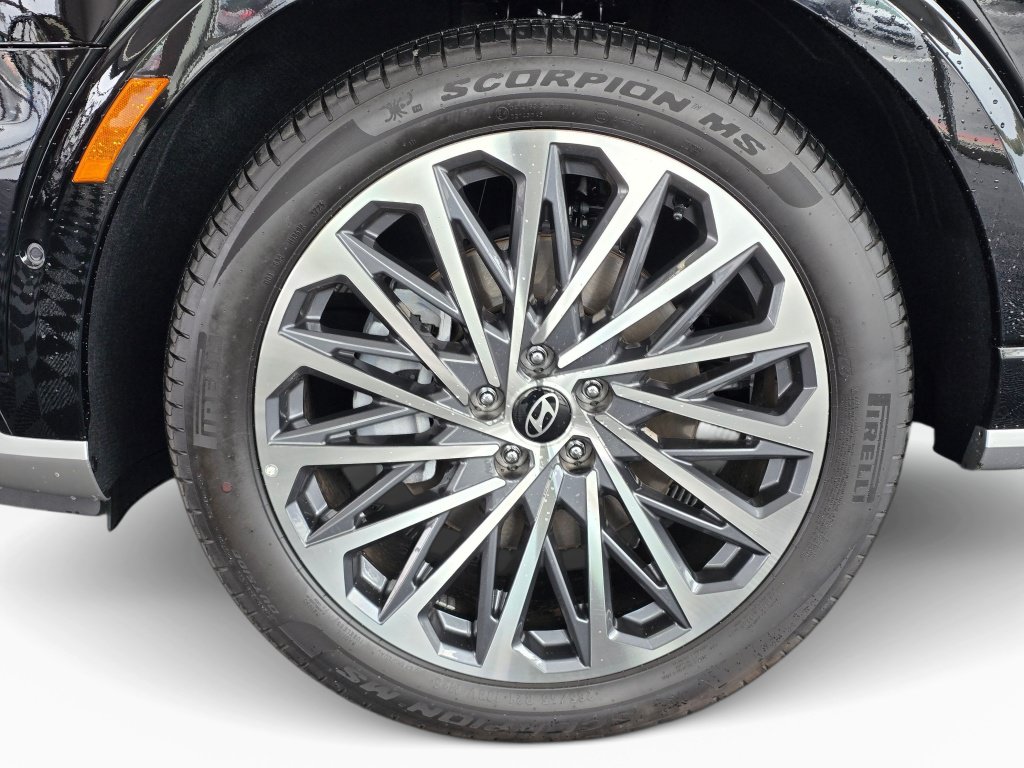 Used 2026 Hyundai Palisade Calligraphy AWD/4WD image 11