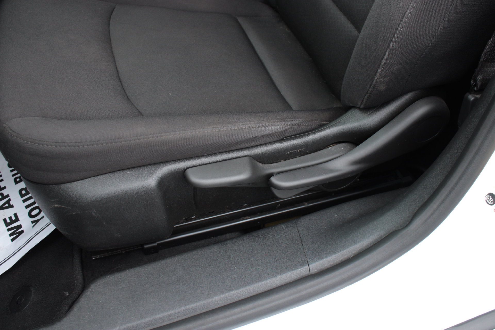Used 2021 Chevrolet Malibu LS FWD image 13