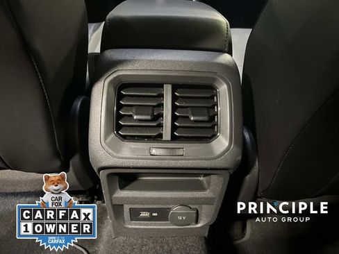 Used 2019 Volkswagen Tiguan SEL image 29