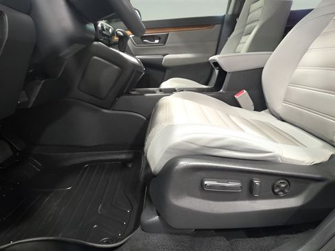 Used 2018 Honda CR-V EX image 9