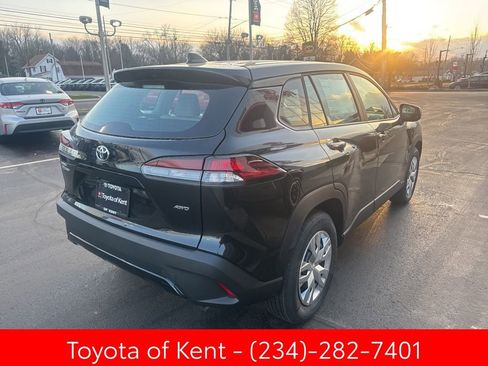 New 2026 Toyota Corolla Cross L image 8