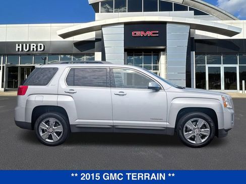 Used 2015 GMC Terrain SLT w/ Chrome Edition AWD/4WD image 3