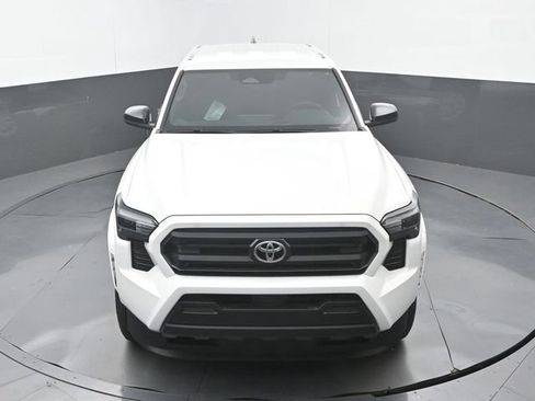 Used 2026 Toyota Tacoma SR RWD image 27