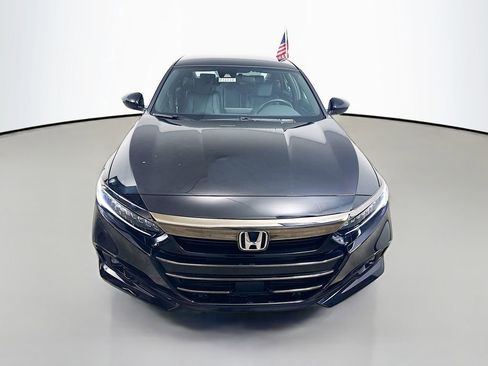 Used 2022 Honda Accord Sport image 2