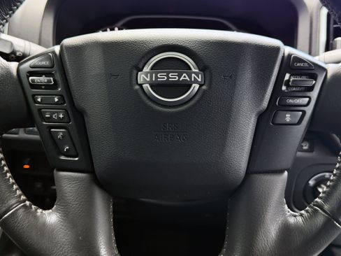 Used 2025 Nissan Frontier SV w/ SV Convenience Package AWD/4WD image 14