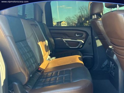Used 2017 Nissan Titan Platinum Reserve image 12