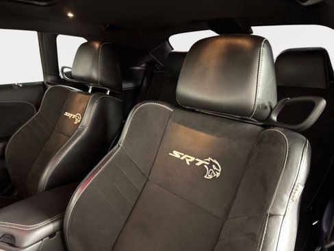Used 2018 Dodge Challenger SRT Hellcat RWD image 29
