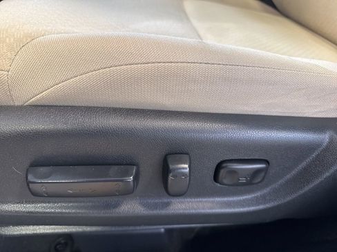 Used 2016 Honda CR-V EX image 24