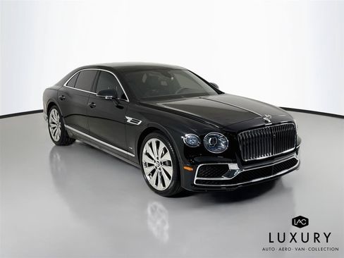 Used 2022 Bentley Flying Spur V8 AWD/4WD image 3