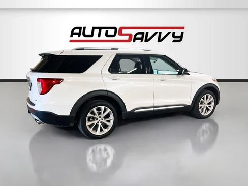 Used 2024 Ford Explorer Platinum w/ Technology Package AWD/4WD image 7