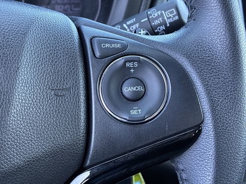 Certified 2022 Honda HR-V Sport image 24